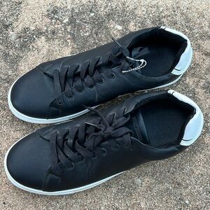 Steve Madden Sneakers